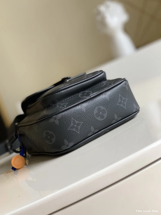 Fake Louis Bags Wearable Christopher LOUIS Wallet VUITTON 0821